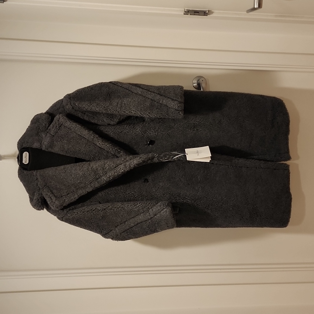 [Max Mara] New w/ Tag, Never Worn, Teddy Bear Coat in Dark Grey